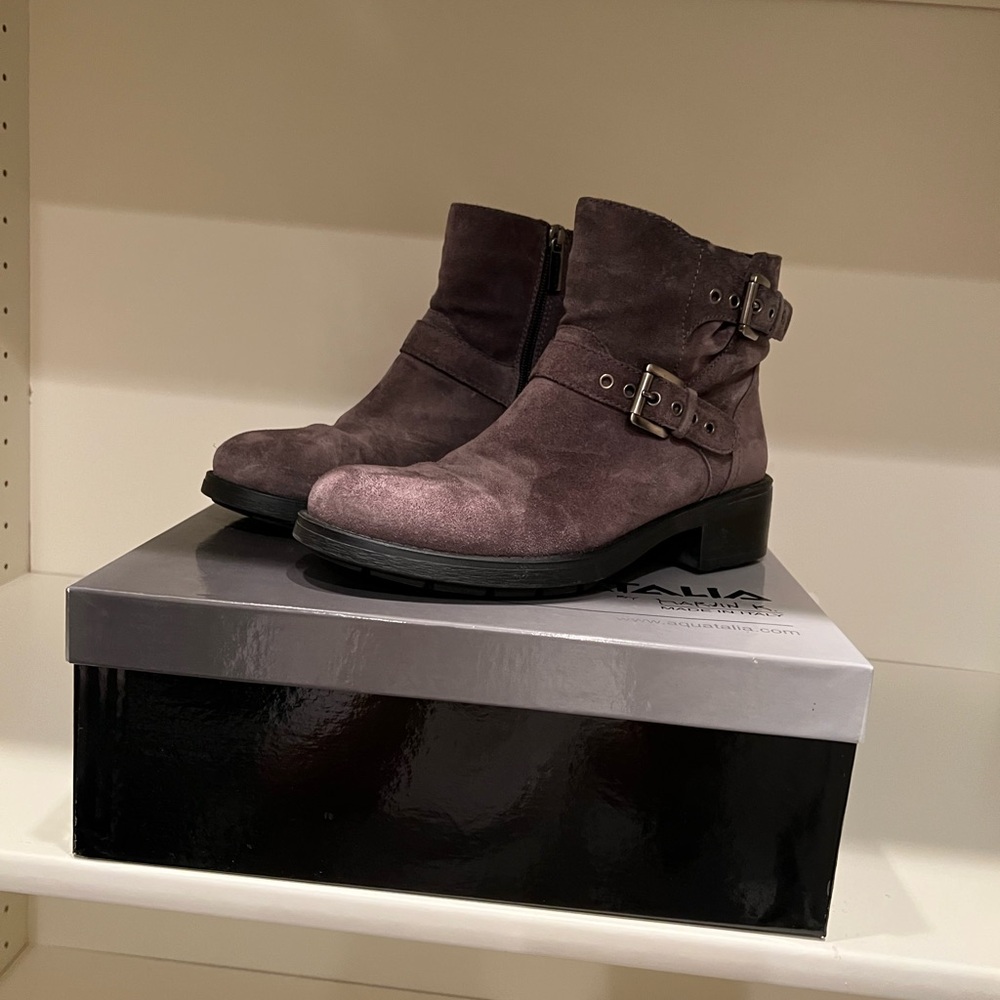 Aquatalia Graphite “Sophie” Rubbed Suede Boots
